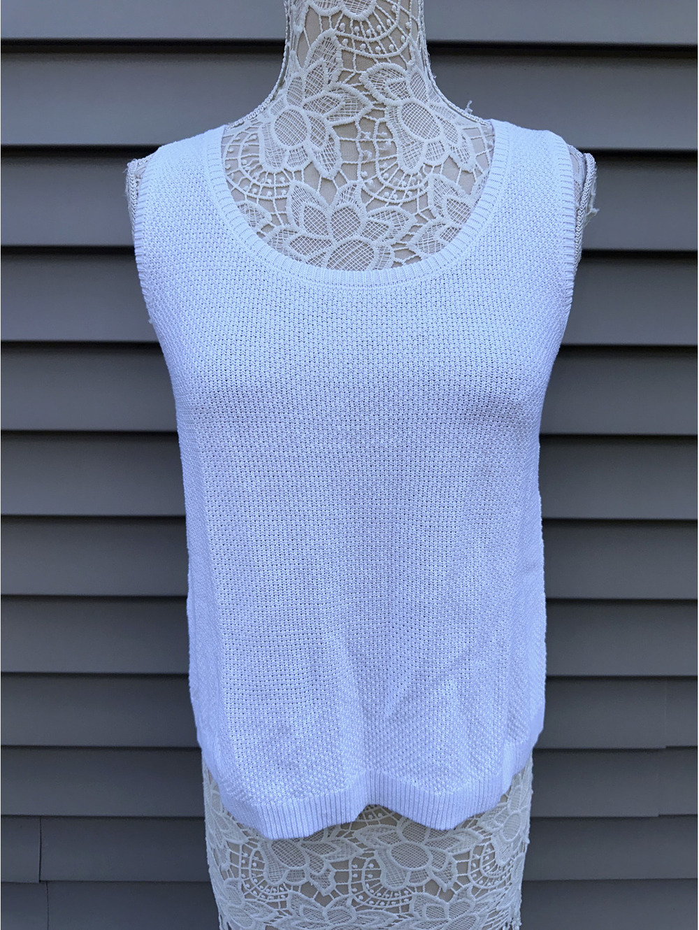 J Jill White Knit Tank Top Classic Scoop Neck Lightweight